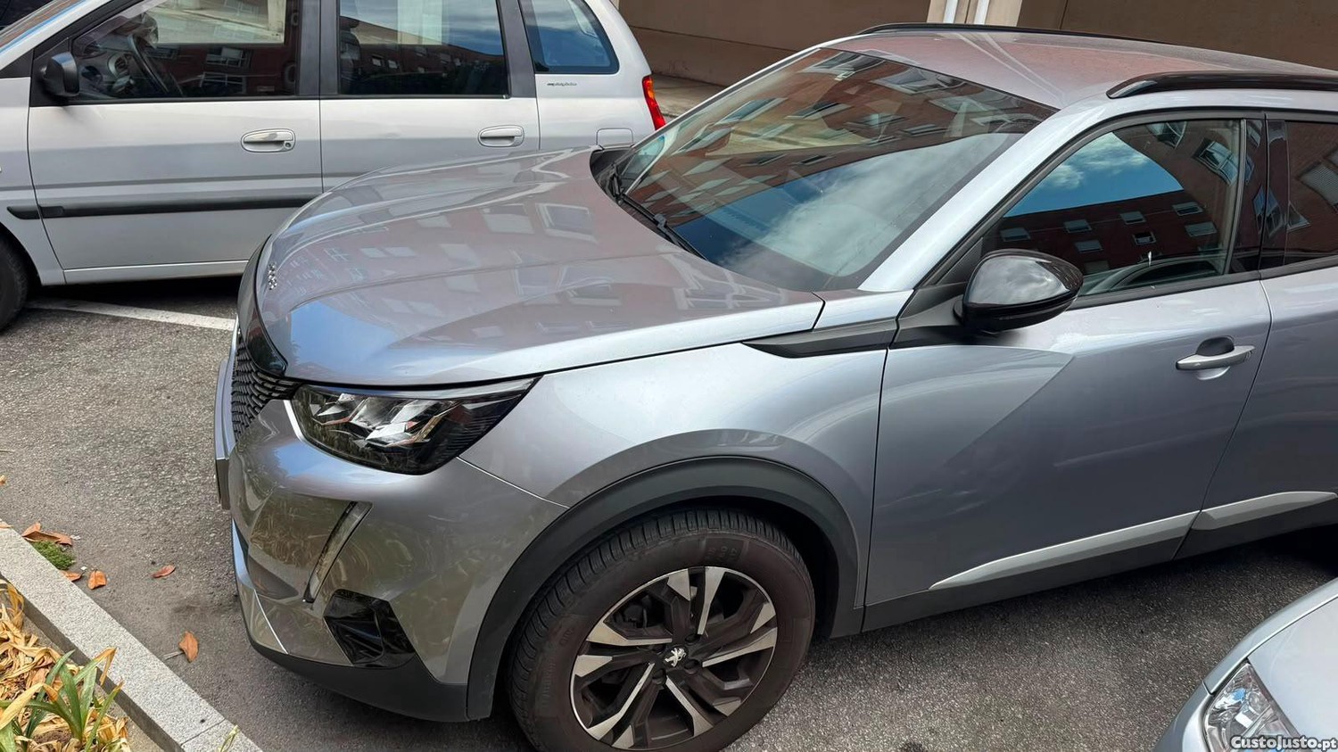 Peugeot 2008 1.2 PureTech Allure Pack 130cv — fotografia 6