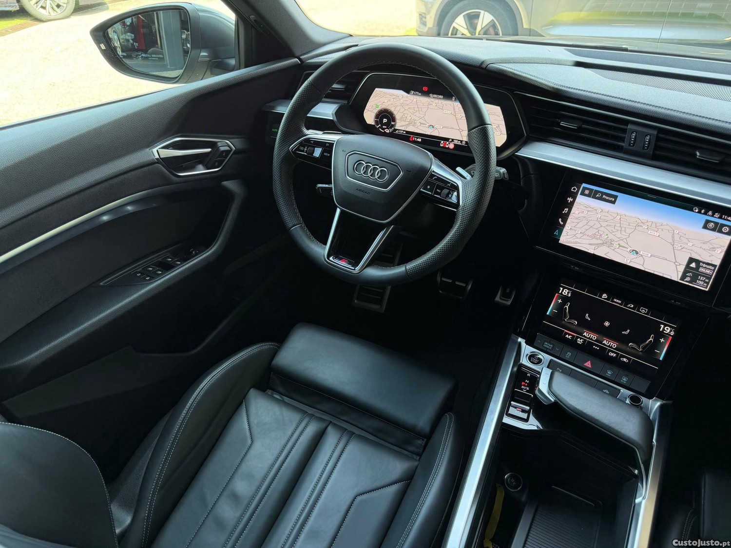 Audi Q8 e-Tron 50 quattro S line — fotografia 6
