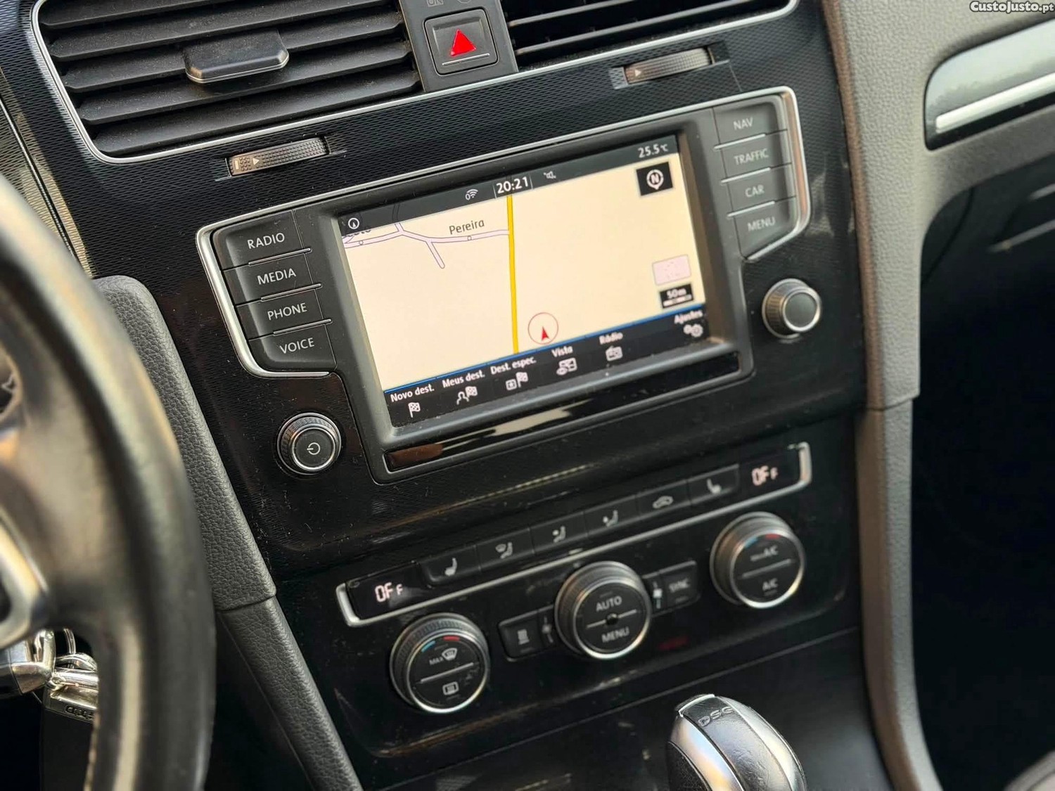 Volkswagen Golf 2.0 TDi GTD DSG — fotografia 12