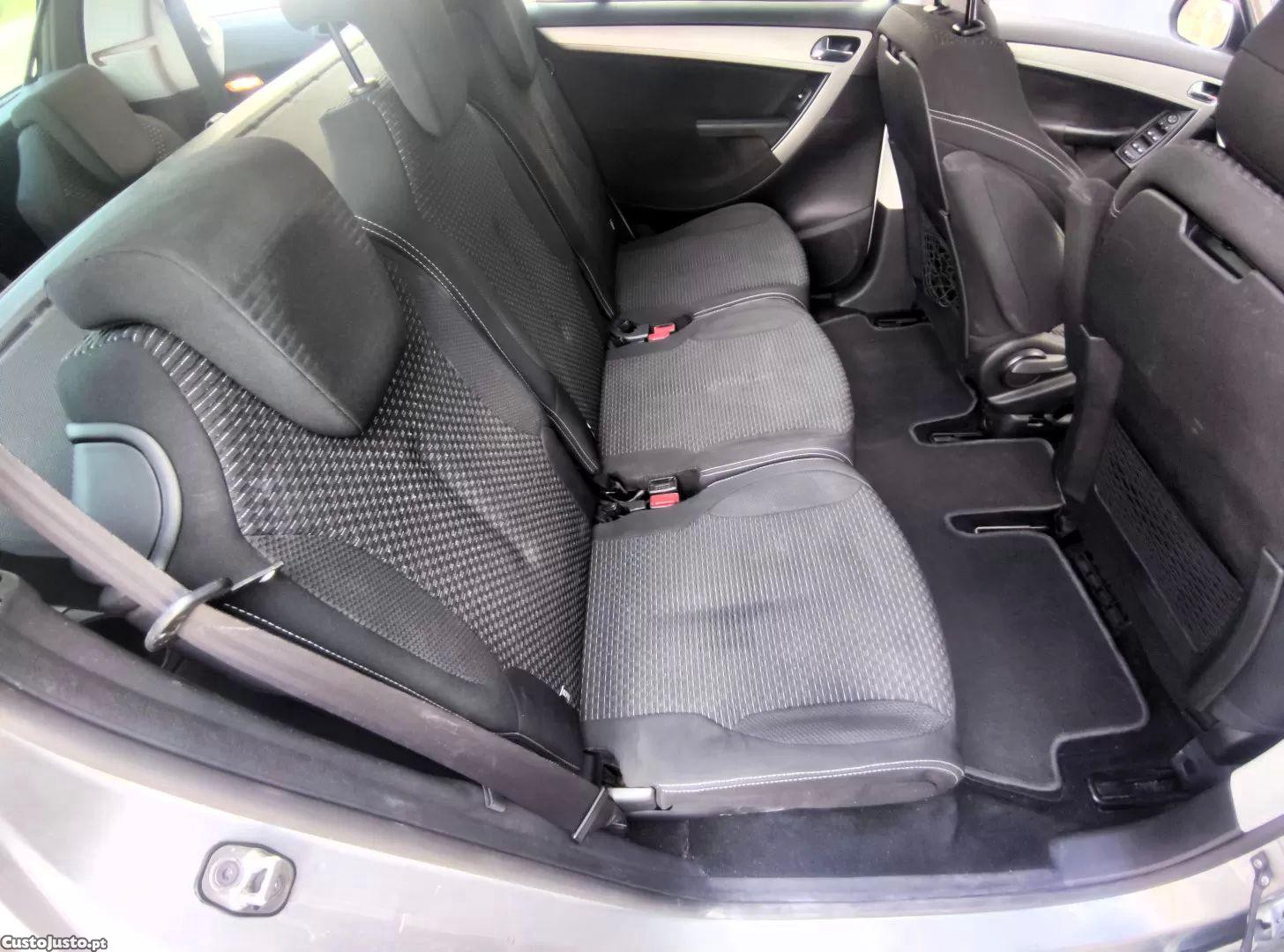 Citroën C4 Grand Picasso 1.6 hdi dynamique — fotografia 4