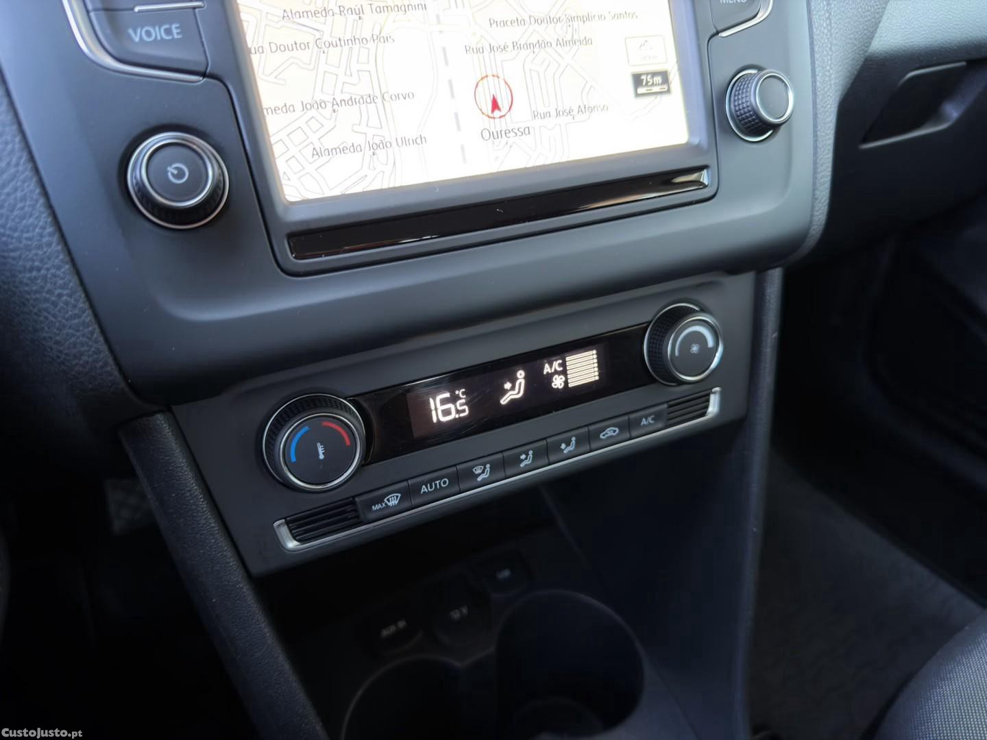 Volkswagen Polo 1.4 TDI Lounge — fotografia 3