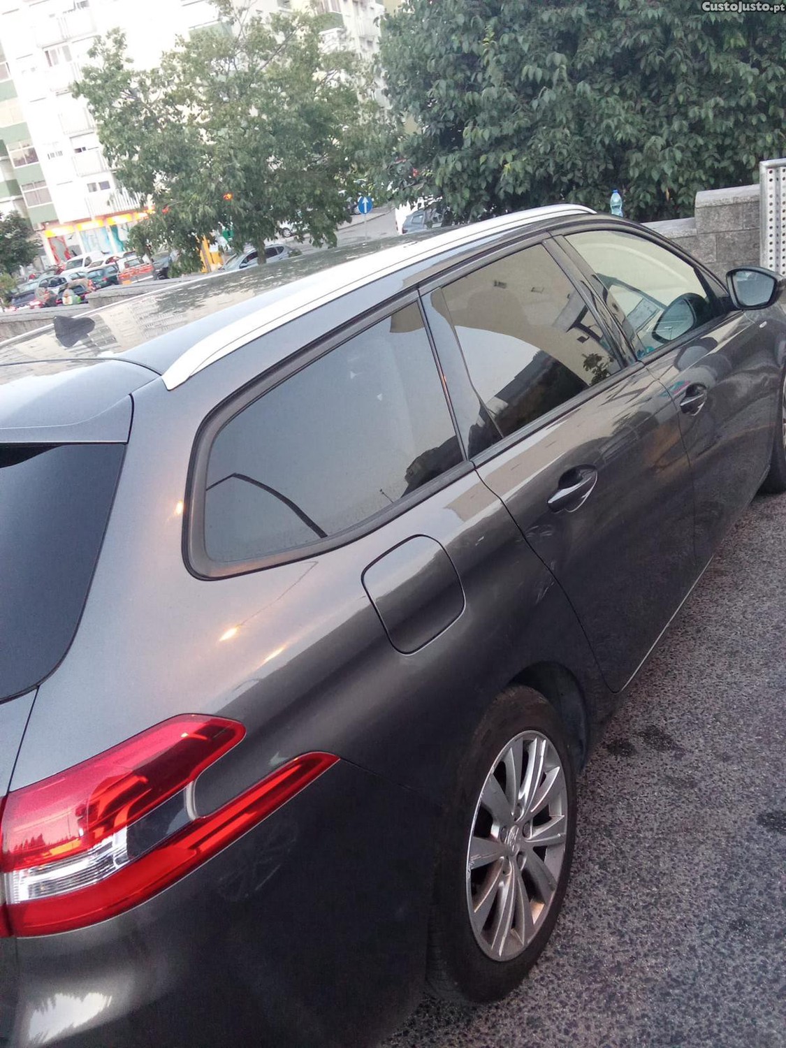 Peugeot 308 SW - 20 foto 2