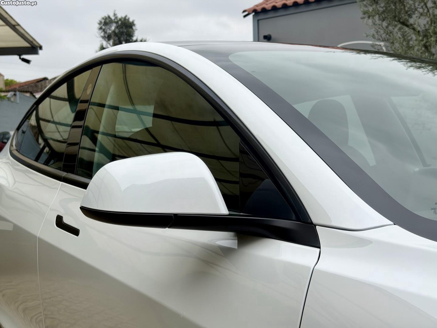 Tesla Model 3 Standard Range Plus RWD — fotografia 20