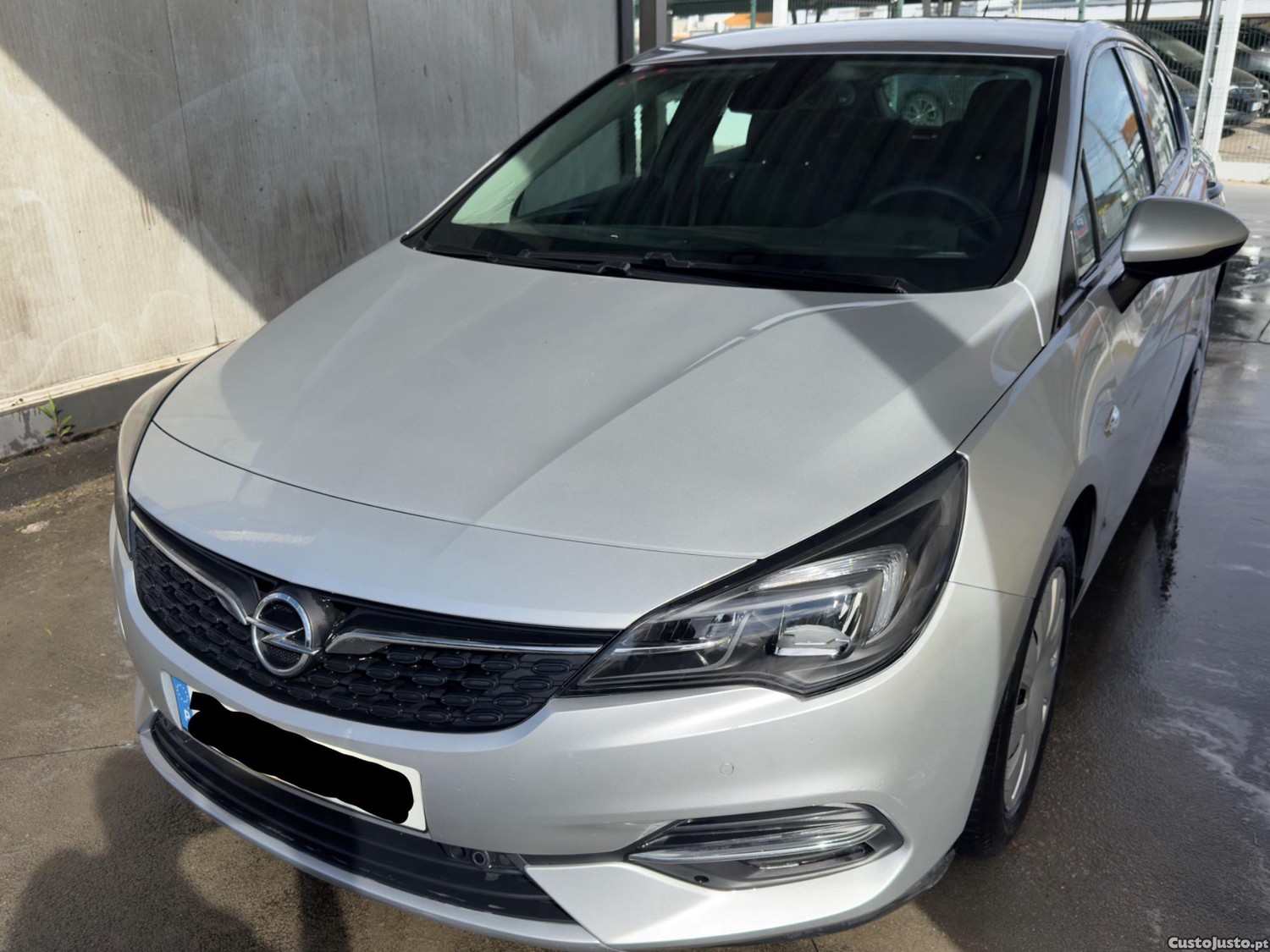 Opel Astra 1.2 turbo - 20 foto 4