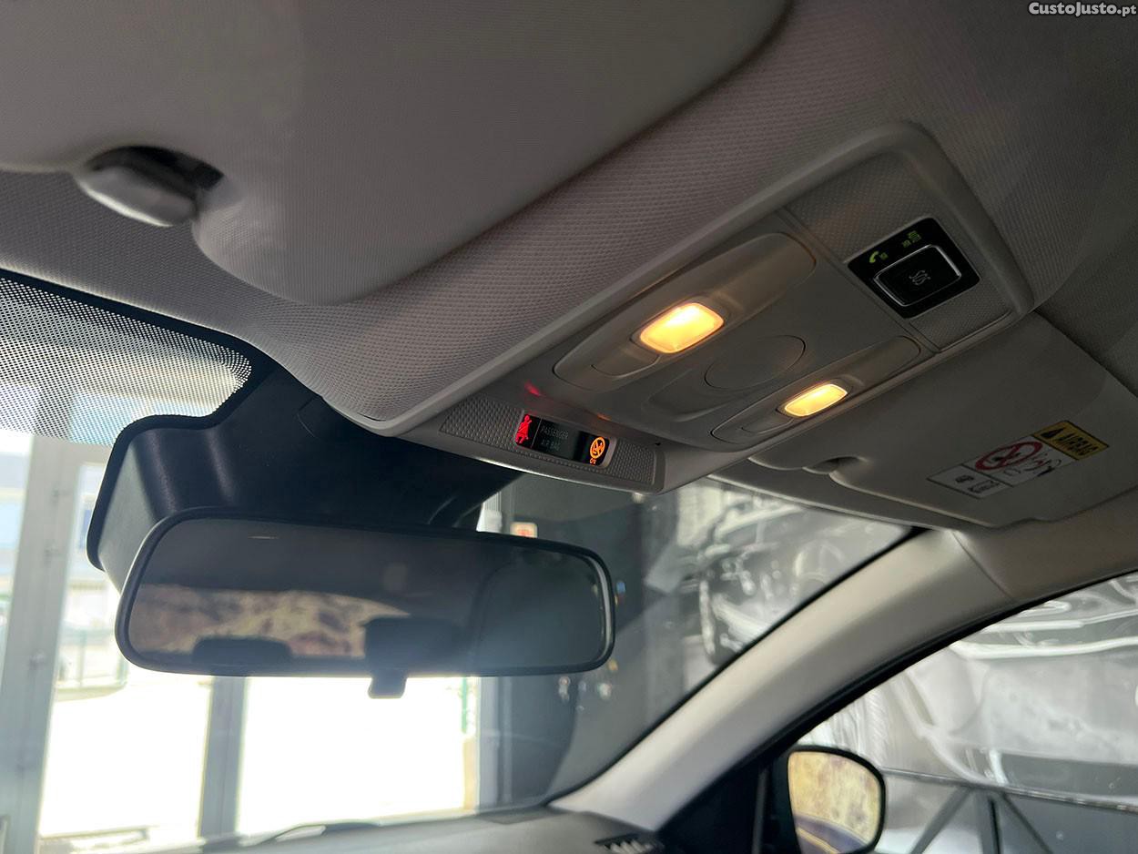 Renault Arkana 1.6 E-Tech Business — fotografia 7