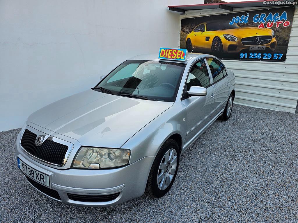 Skoda Superb 1.9Tdi PD 130cv 07/2004 — fotografia 12