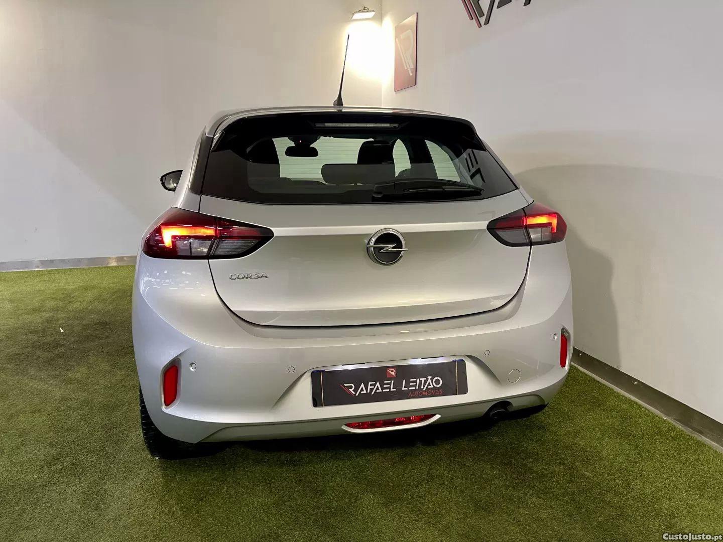 Opel Corsa 1.2 t edition — fotografia 24