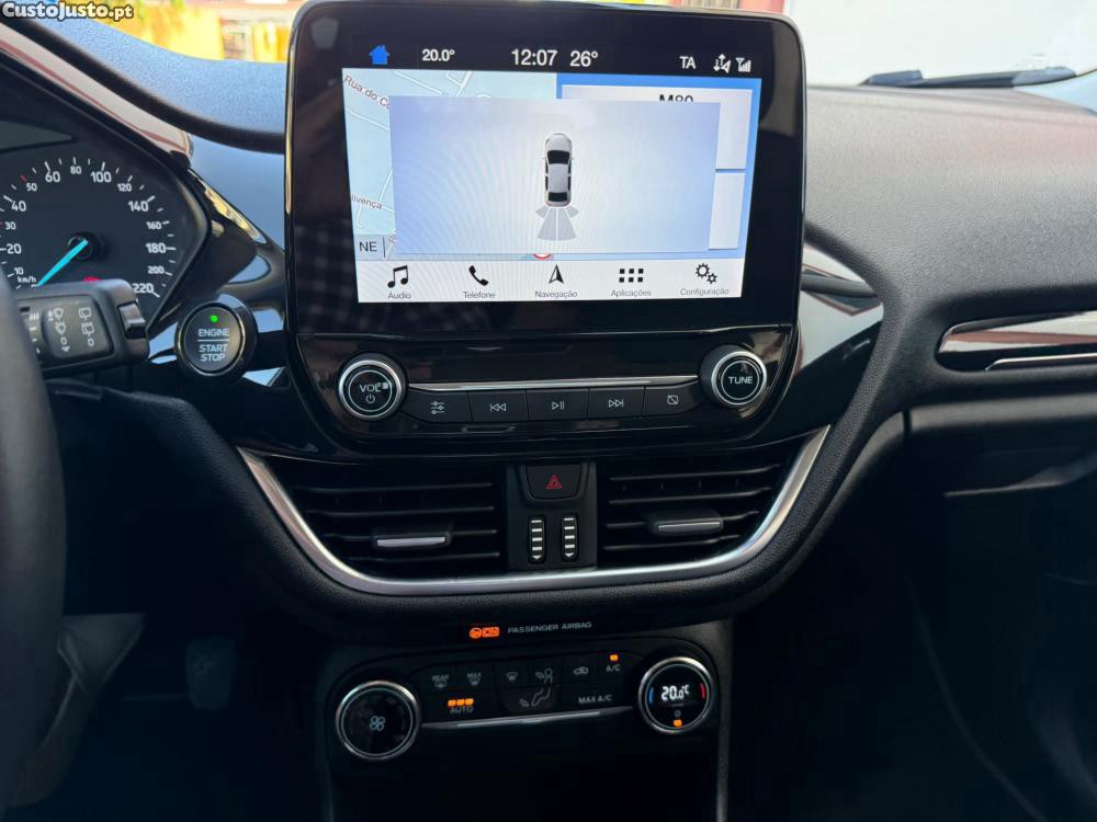 Ford Fiesta 1.0 EcoBoost Titaniu — fotografia 4
