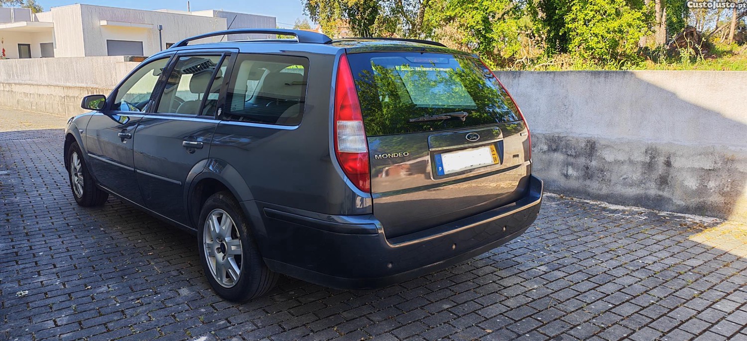 Ford Mondeo 3 — fotografia 10