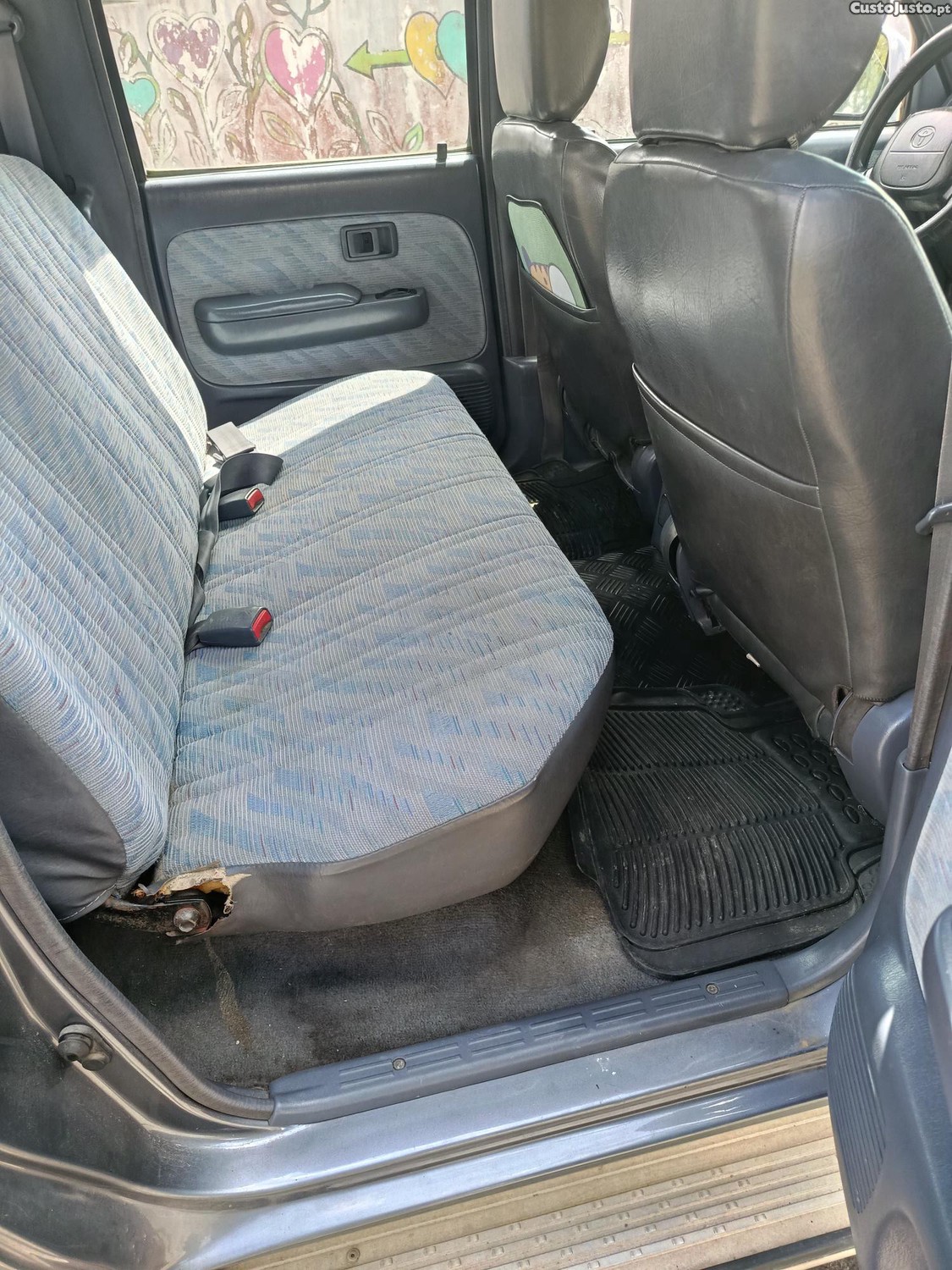 Toyota Hilux 4*4 — fotografia 3
