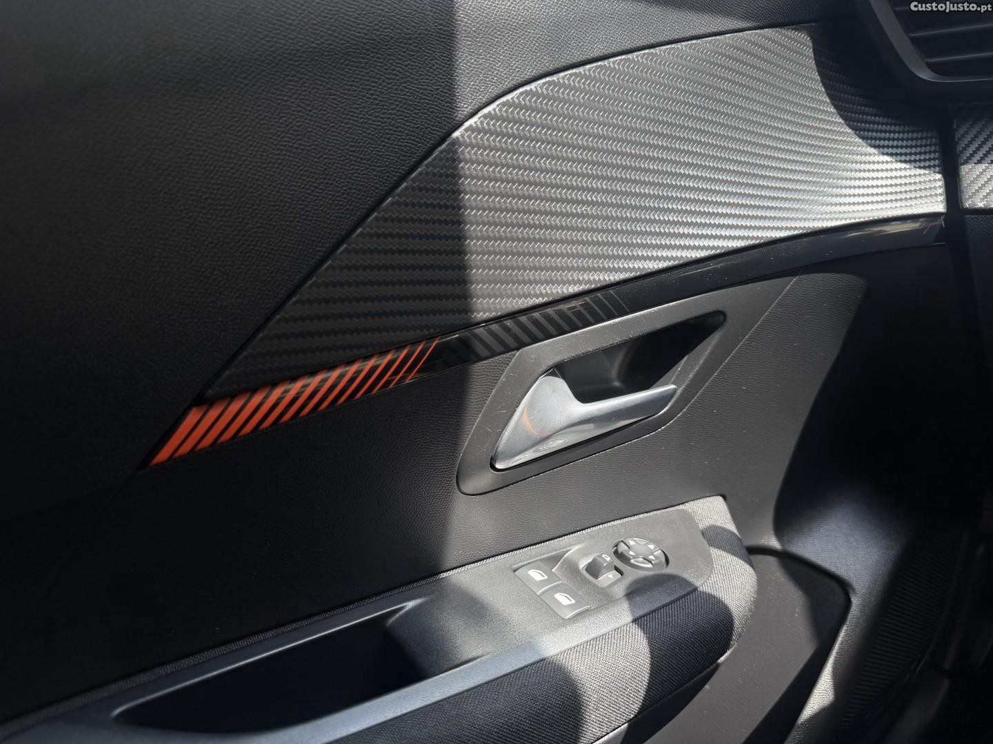 Peugeot e-208 50 kWh Active Pack — fotografia 6