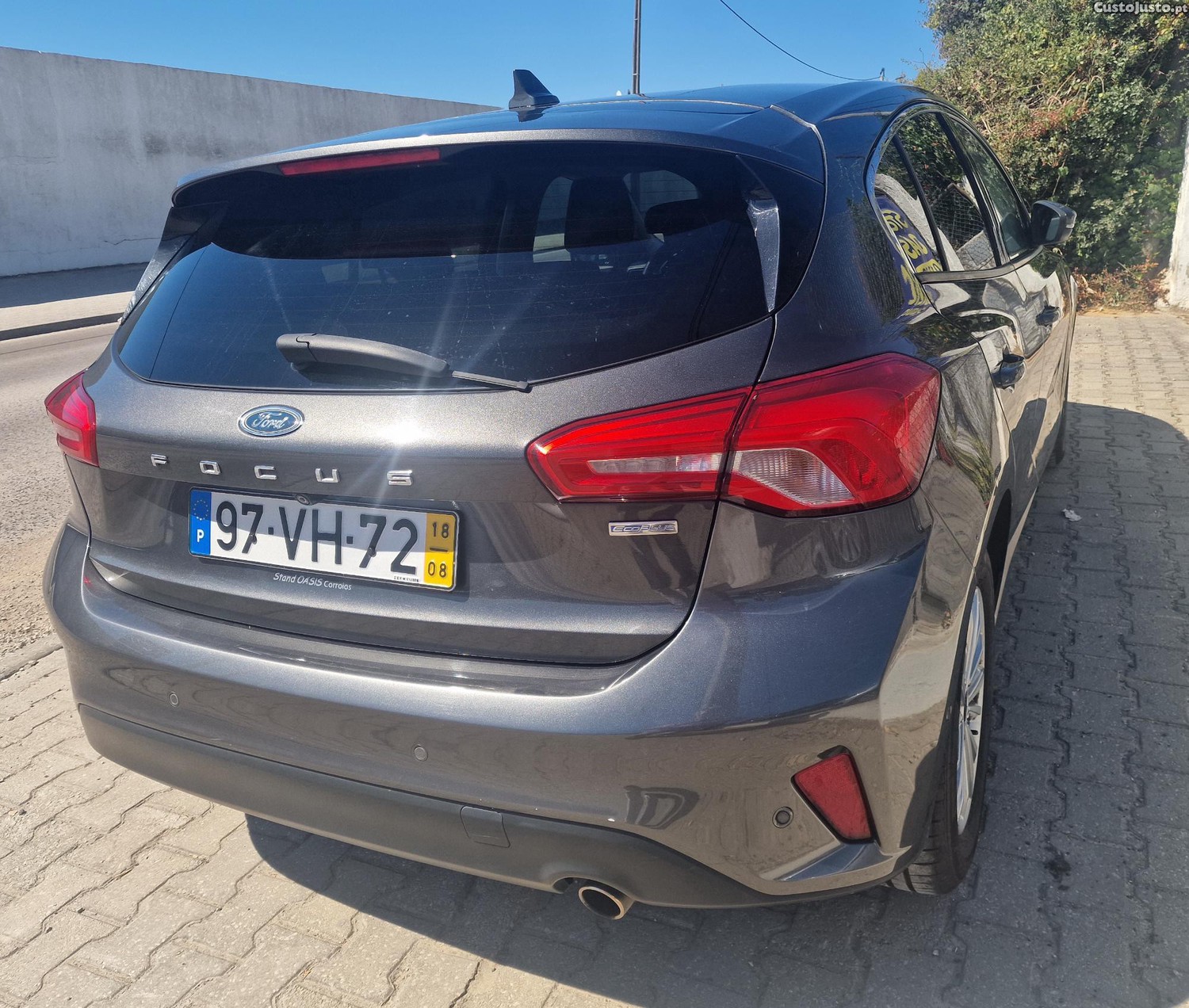 Ford Focus 1.5 TDci Eco Blue — fotografia 6