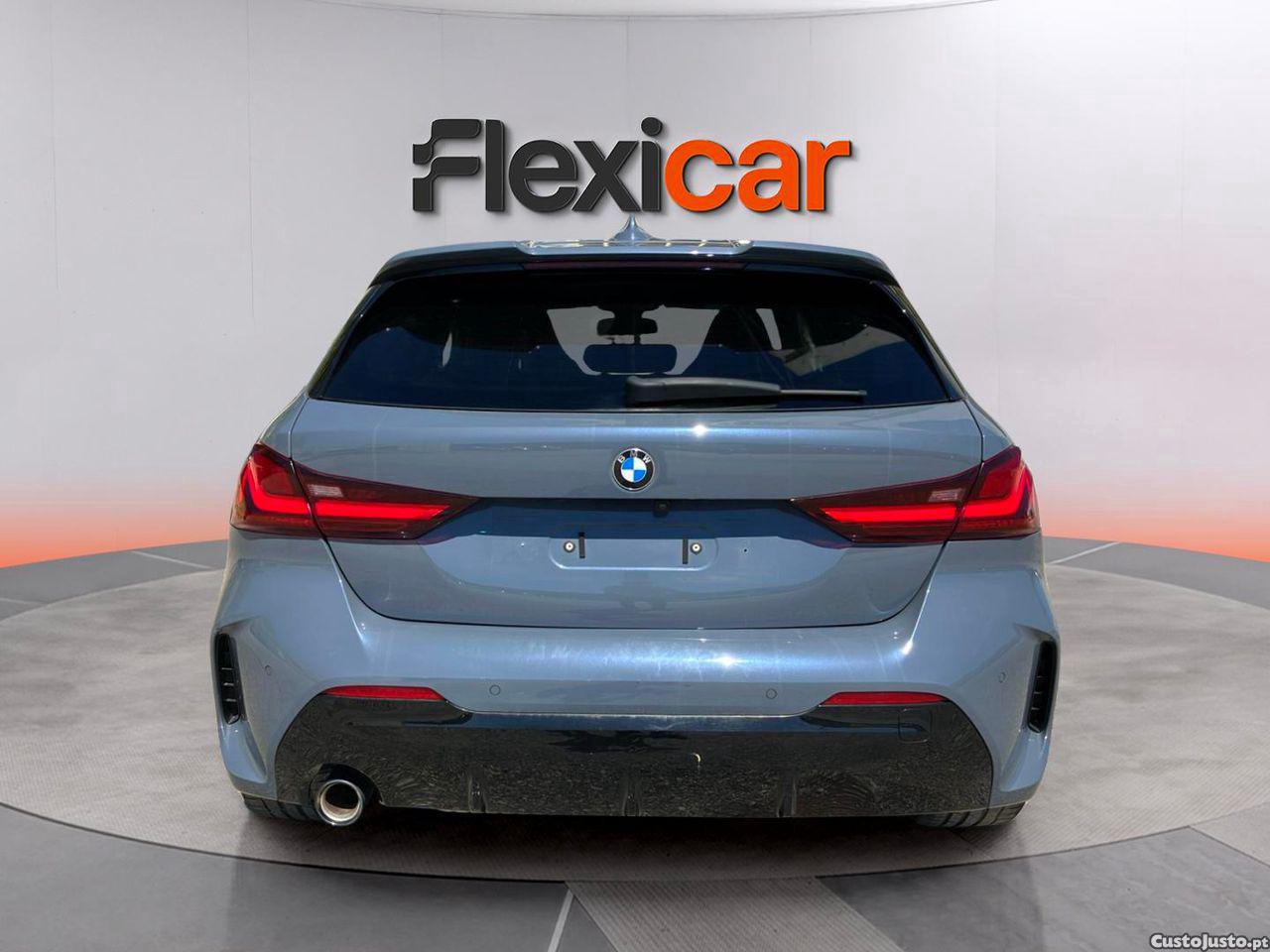 BMW 118 i Pack Desportivo M Auto — fotografia 16
