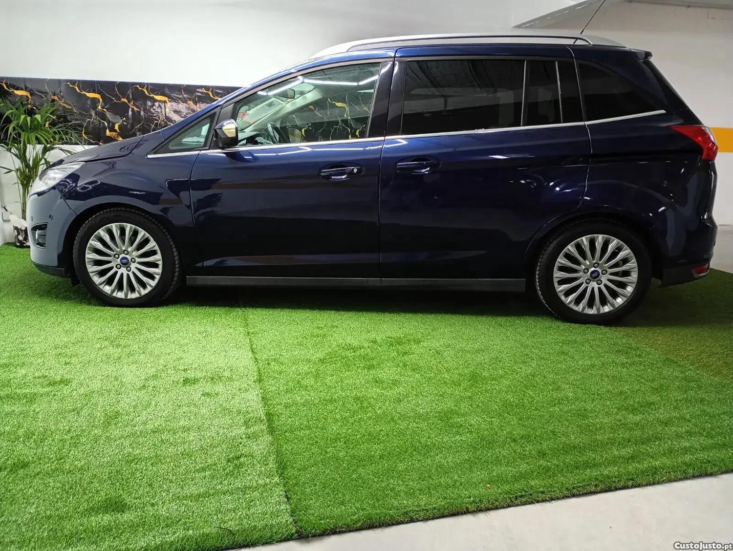 Ford Grand C-Max 1.6 TDCi Titanium S/S — fotografia 3