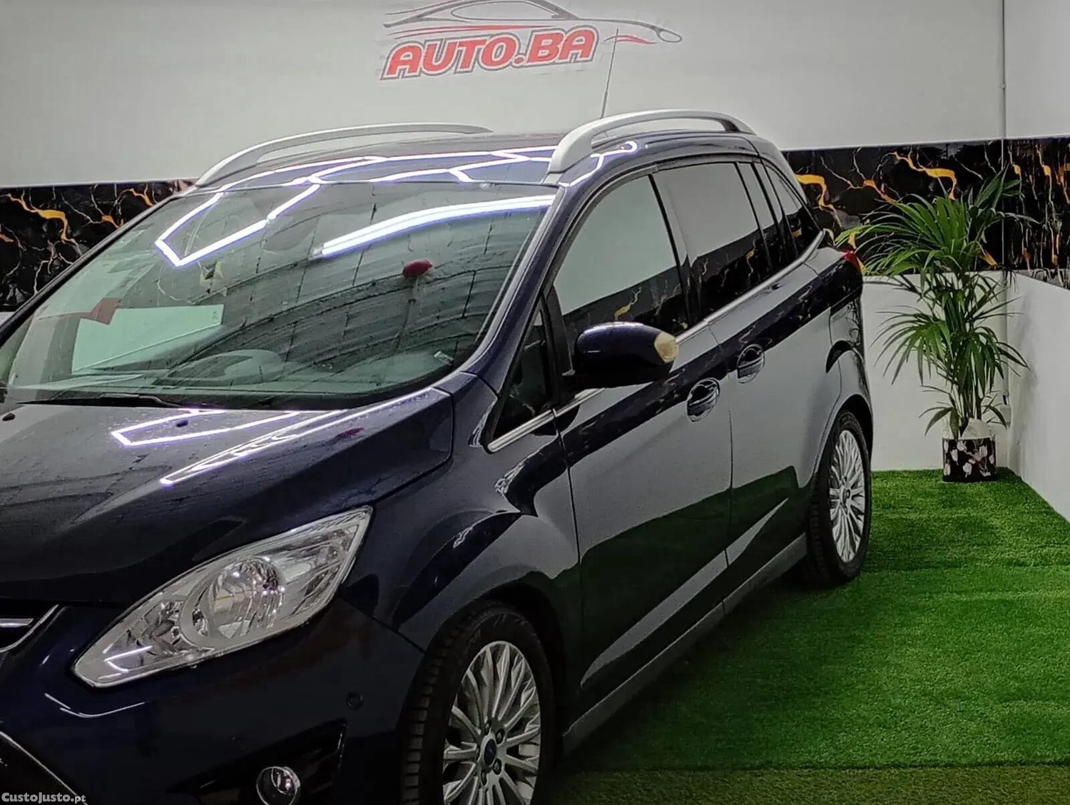 Ford Grand C-Max 1.6 TDCi Titanium S/S — fotografia 19