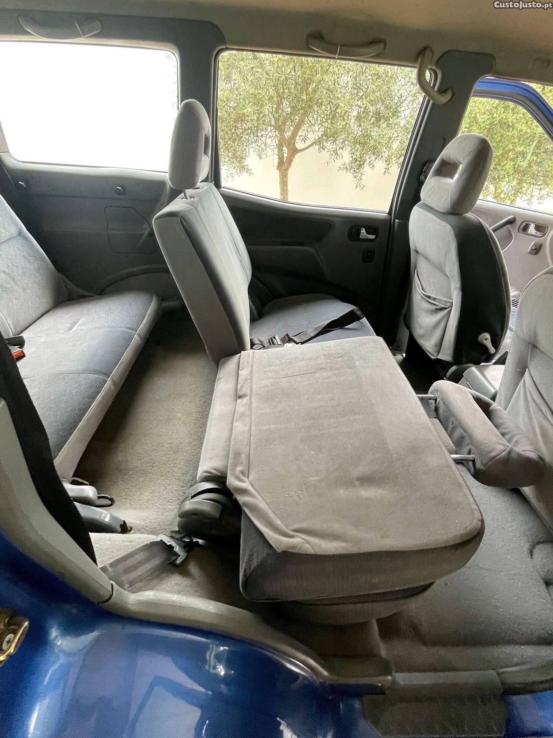 Ford Maverick 2.7 TD — fotografia 5