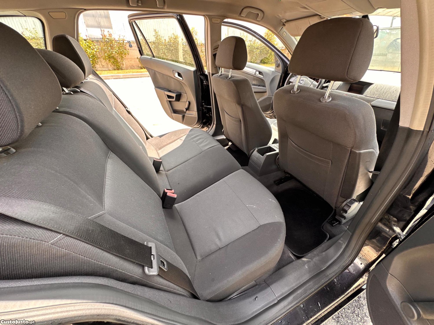 Opel Astra Cosmo 1.4 — fotografia 9