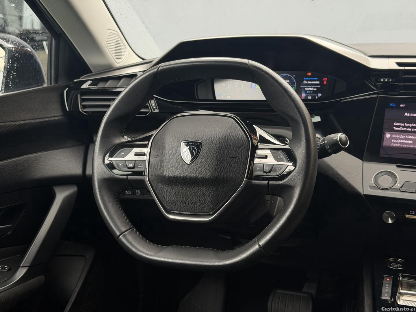 Peugeot 308 1.6 Hybrid Allure Pack e-EAT8 — fotografia 7