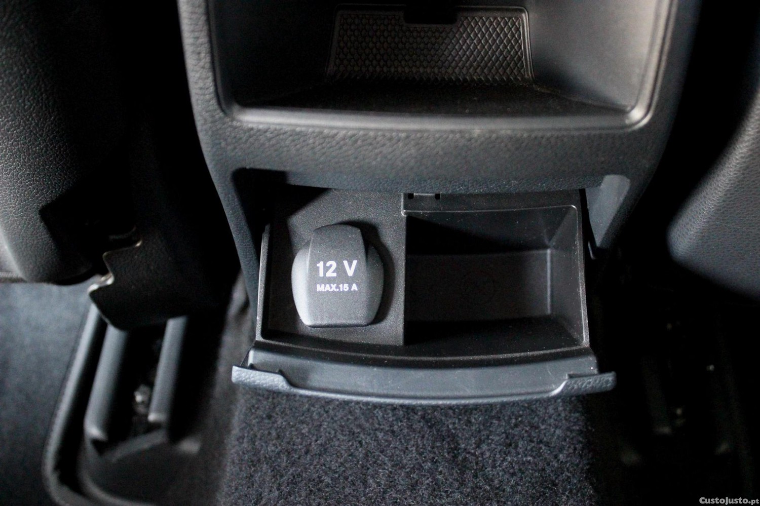 Mercedes-Benz GLA 180 d Urban — fotografia 10