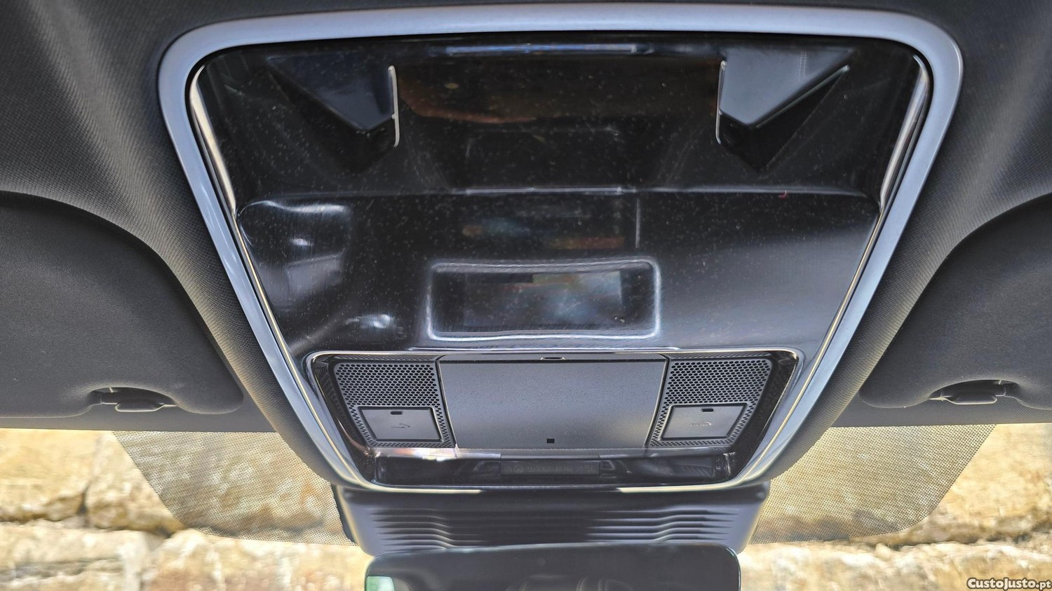 Land Rover Range Rover 2.0 P400e AWD R-Dynamic S — fotografia 19