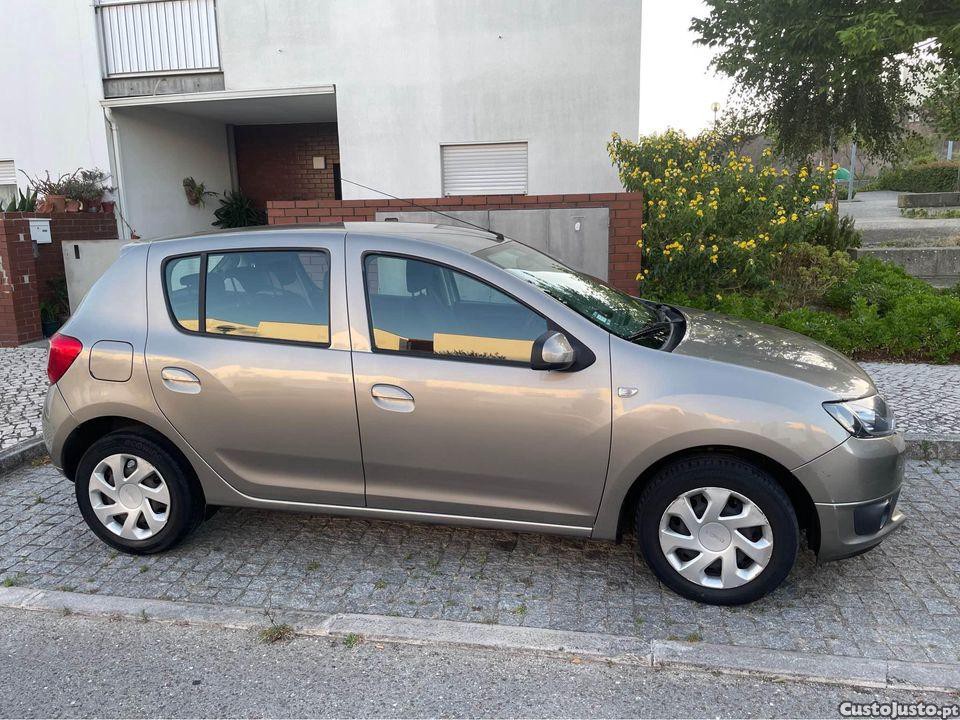 Dacia Sandero 0.9 TCe / 89 HP / 66 kW - 14 foto 2