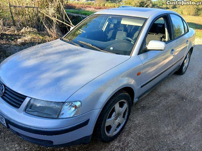 VW Passat 1.8 Turbo - 97 foto 4