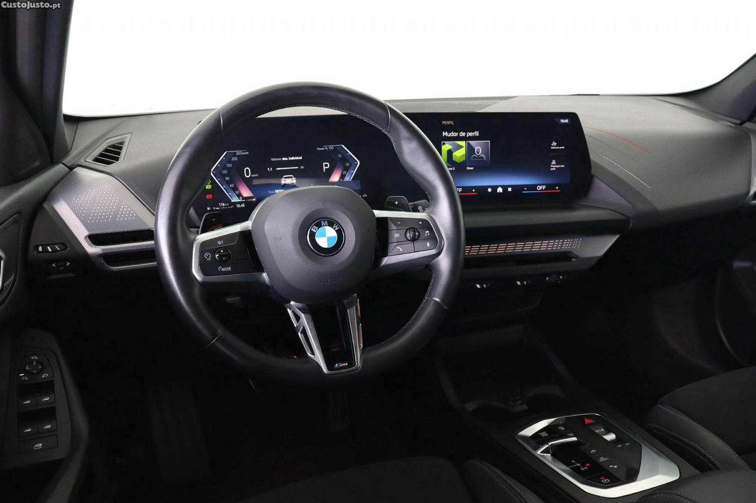 BMW 116 Pack Desportivo M — fotografia 9