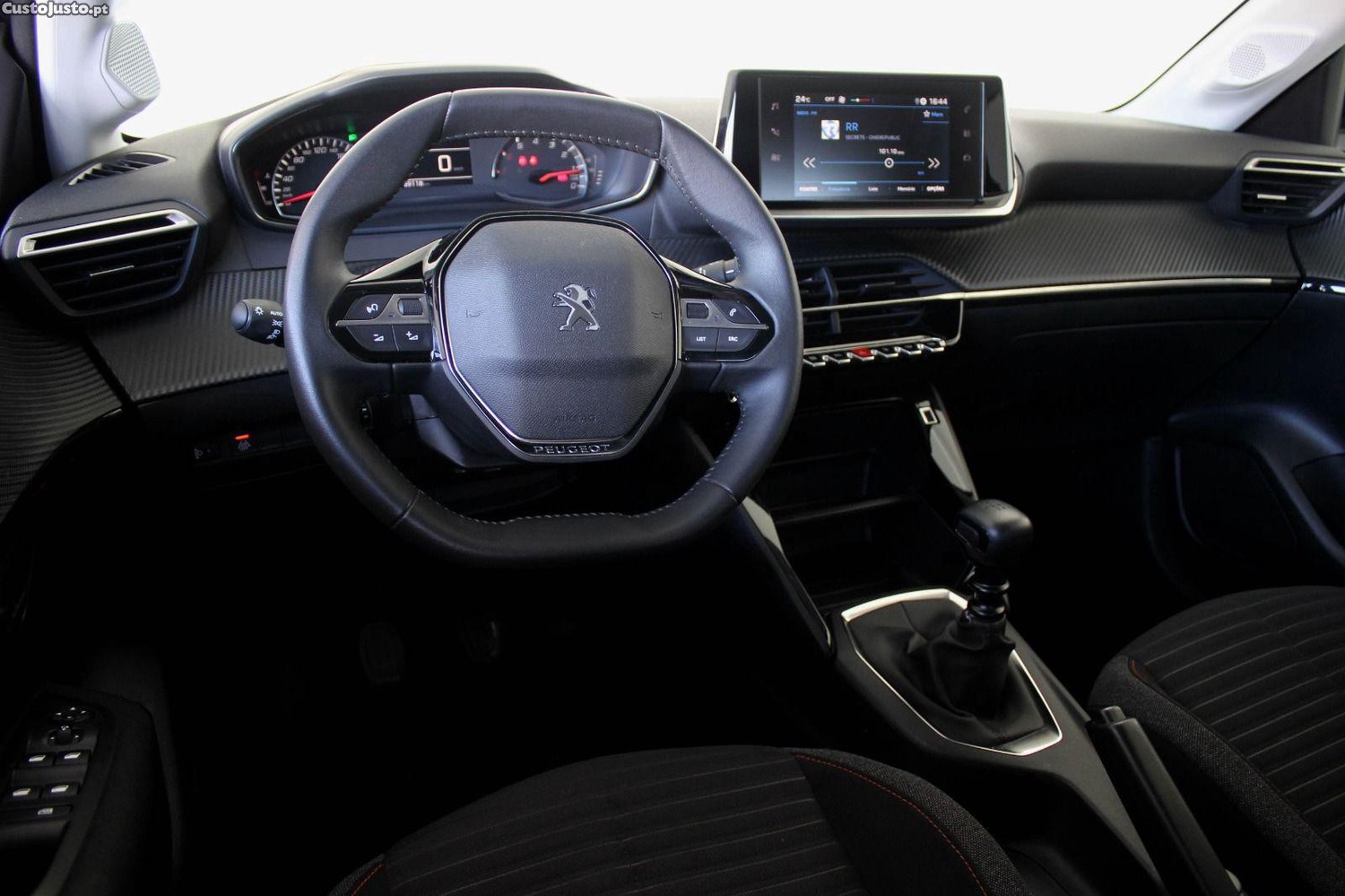 Peugeot 208 1.5 BlueHDi Active Pack — fotografia 13