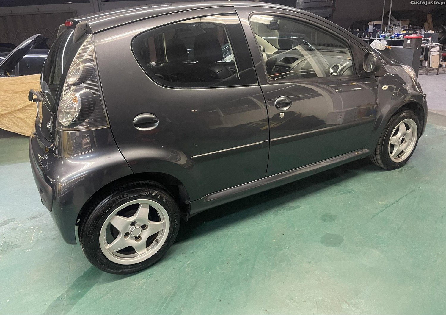 Citroën C1 1.VVti 69cv - 06 foto 3