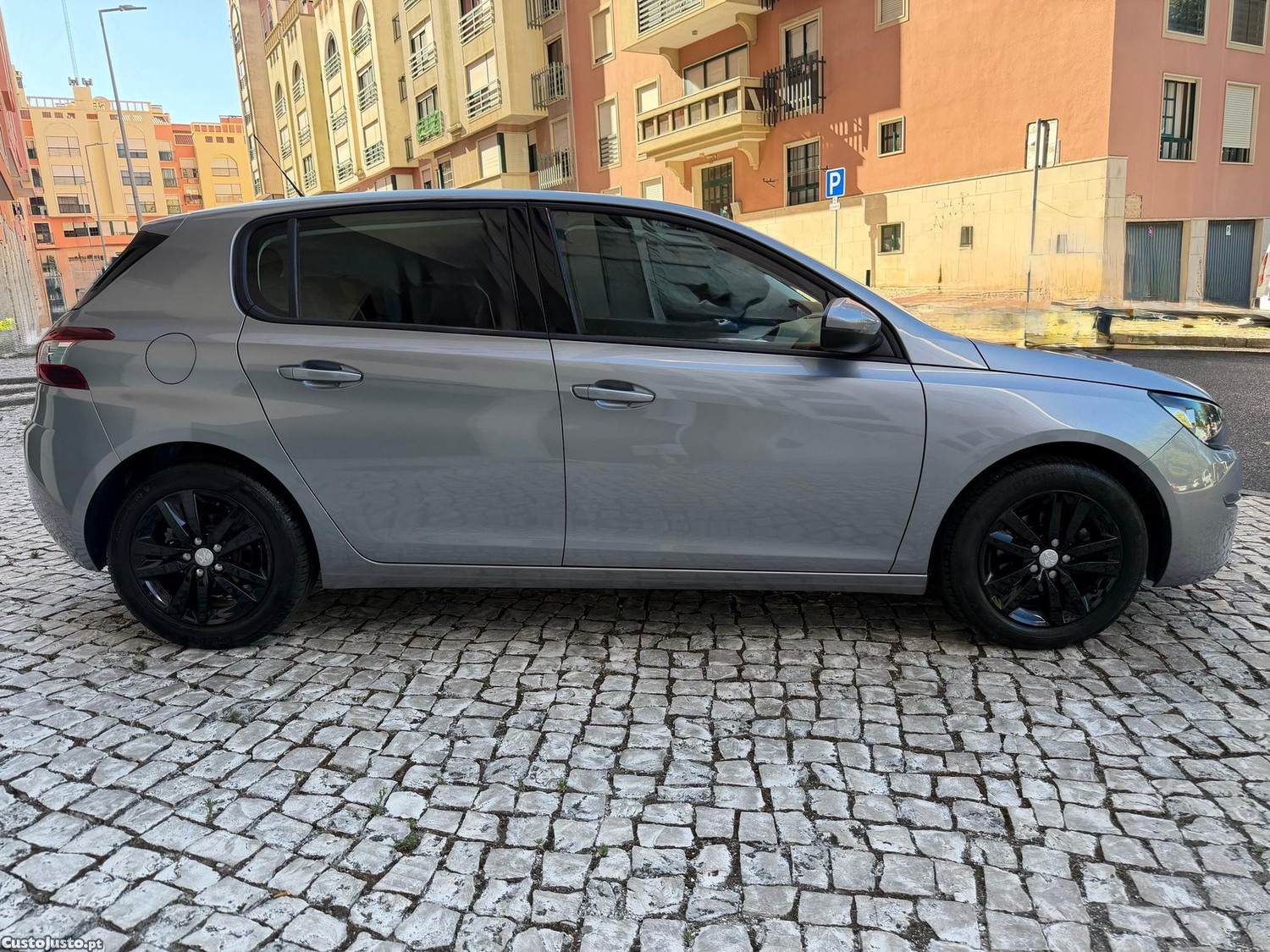 Peugeot 308 1.2 PureTech Active - 15 — photo 4