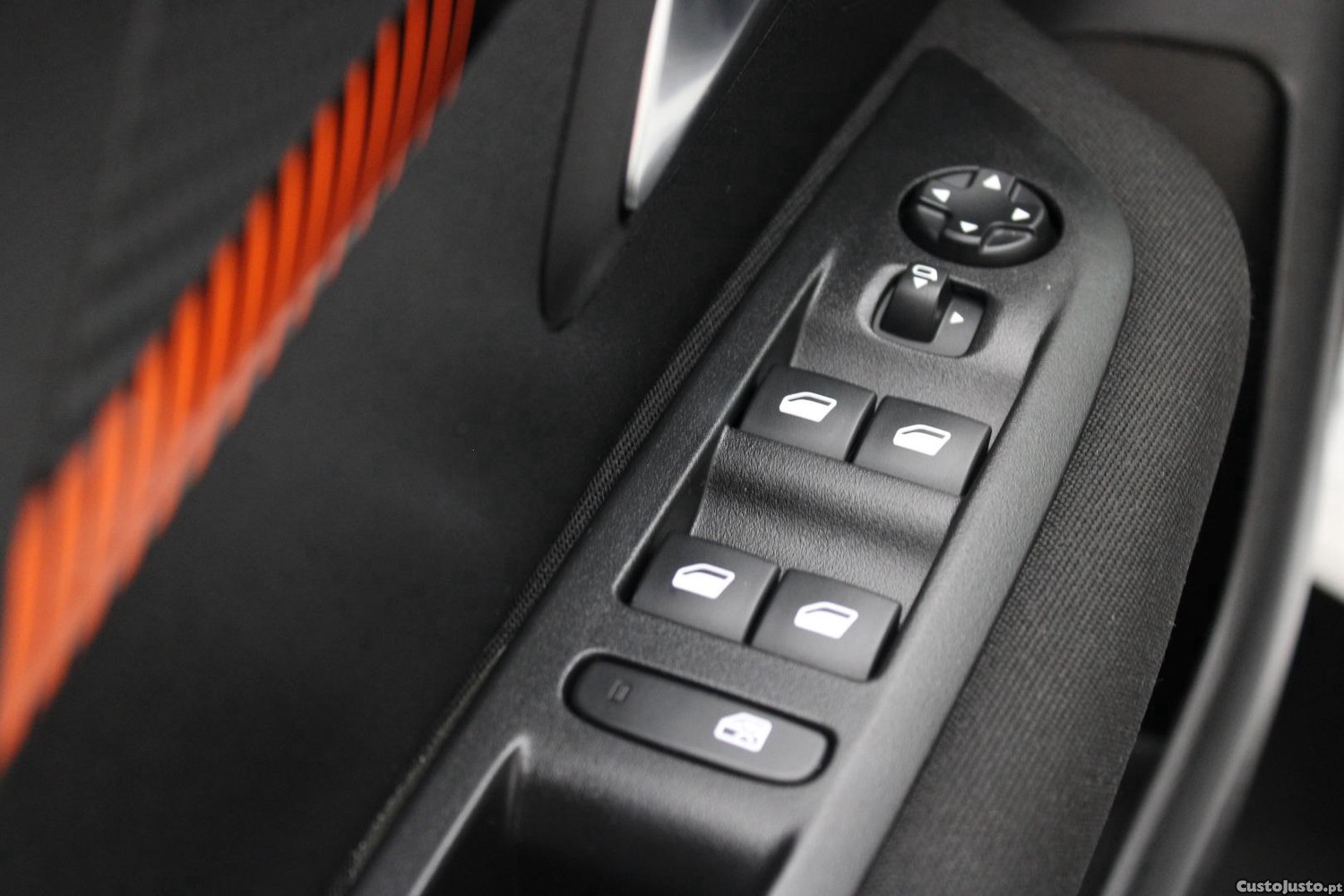 Peugeot 208 1.5 BHDI ACTIVE PACK — fotografia 11