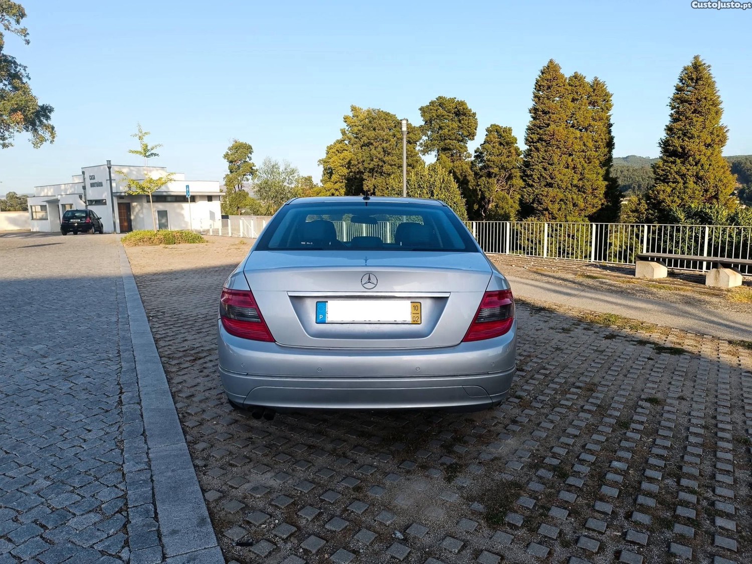 Mercedes-Benz C 200 Cdi — fotografia 12