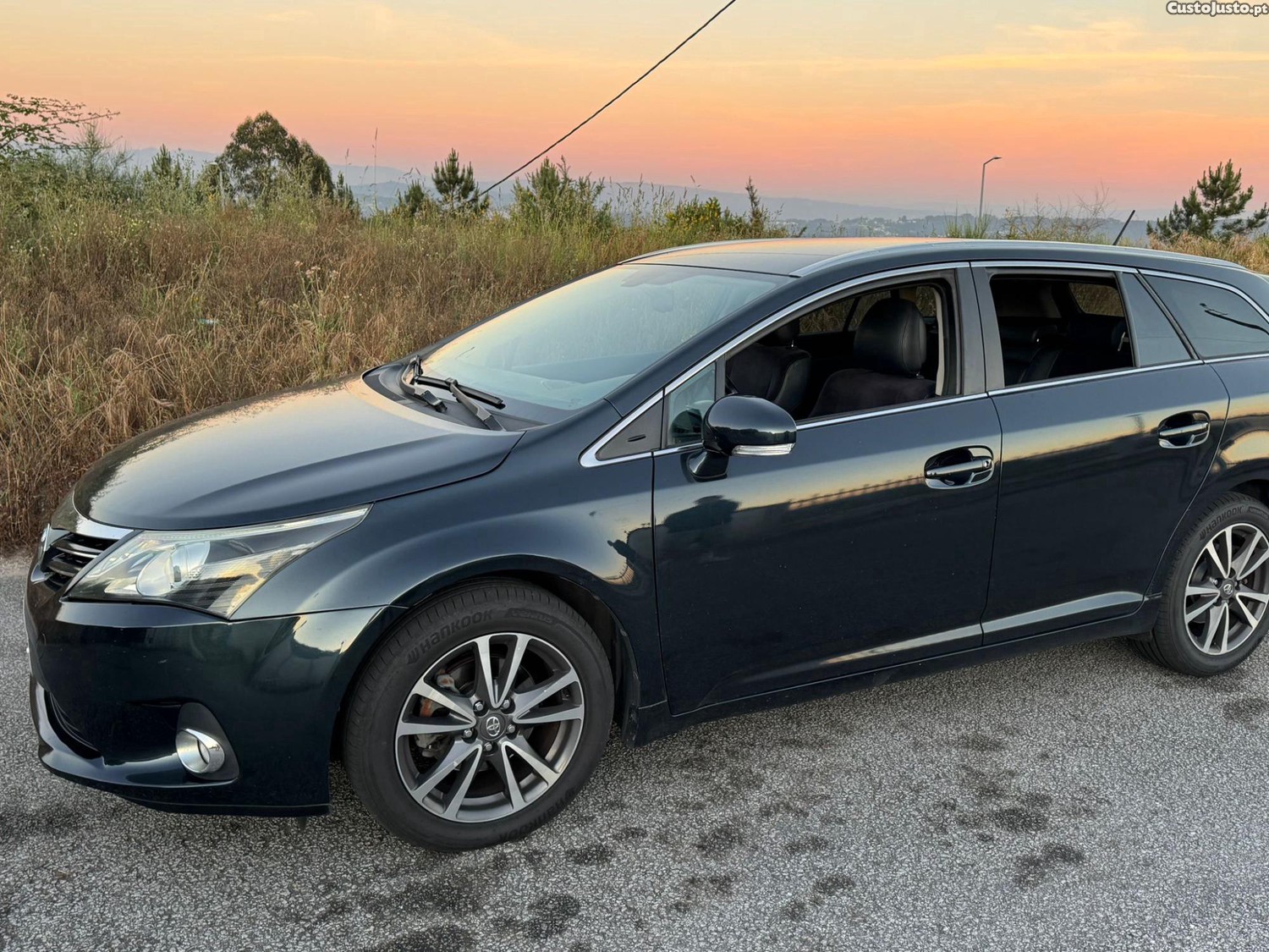 Toyota Avensis T27 — fotografia 7