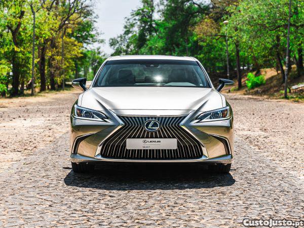 Lexus ES 300h Special Edi — fotografia 37