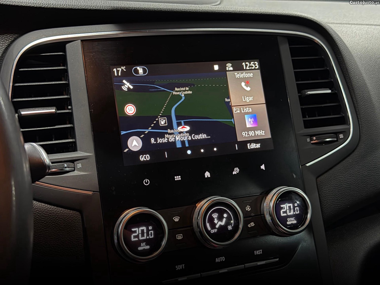 Renault Mégane E-Tech Plug-in Hybrid 160 EQUILIBRE — fotografia 5