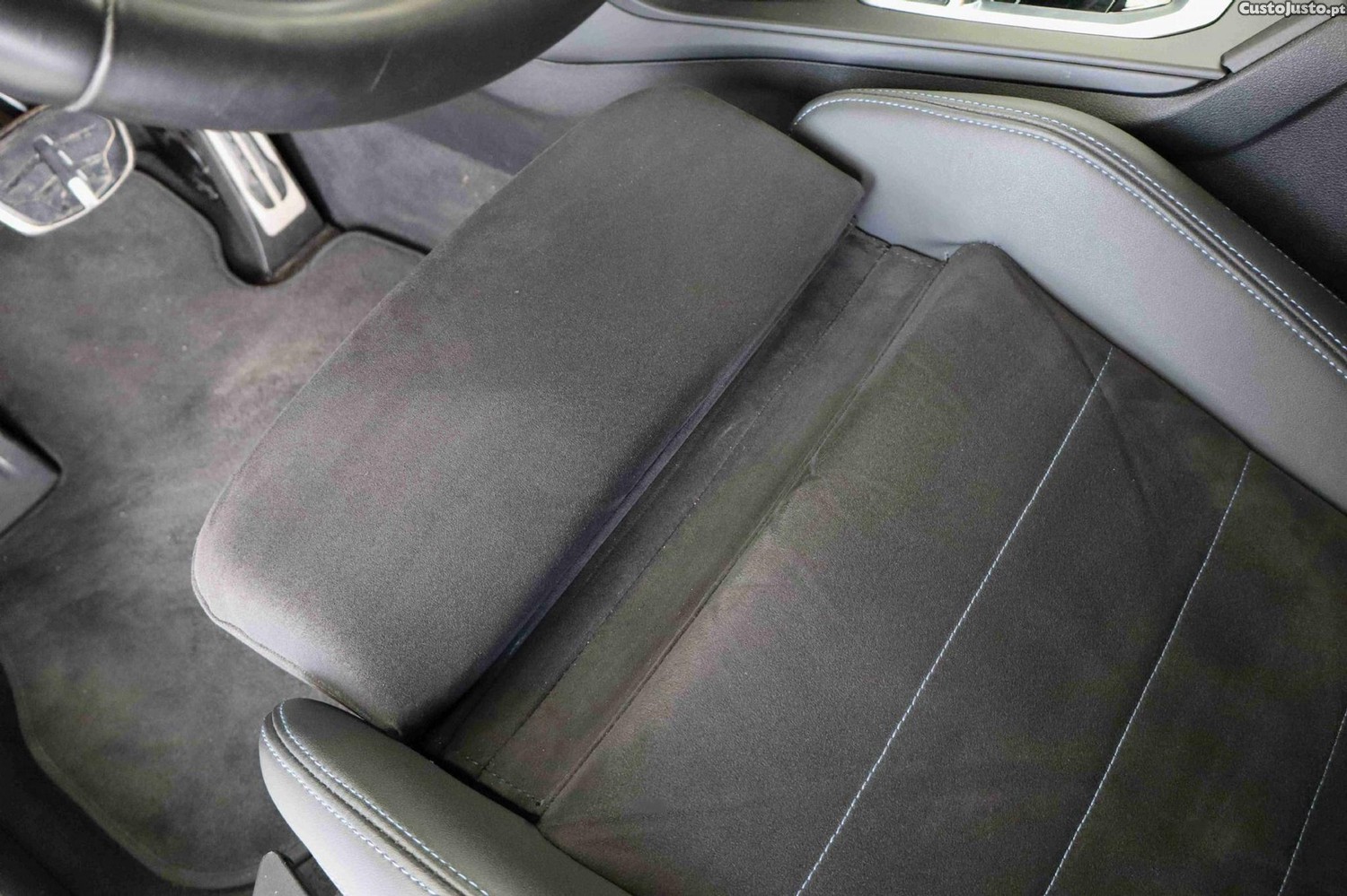 BMW 116 Pack Desportivo M — fotografia 7