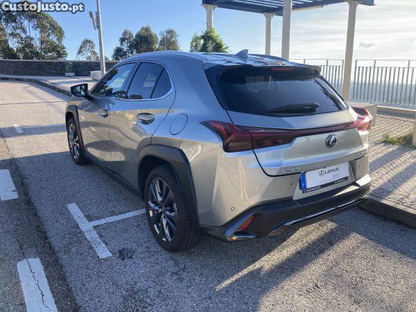 Lexus NX UX 250h Sport - 23 foto 4