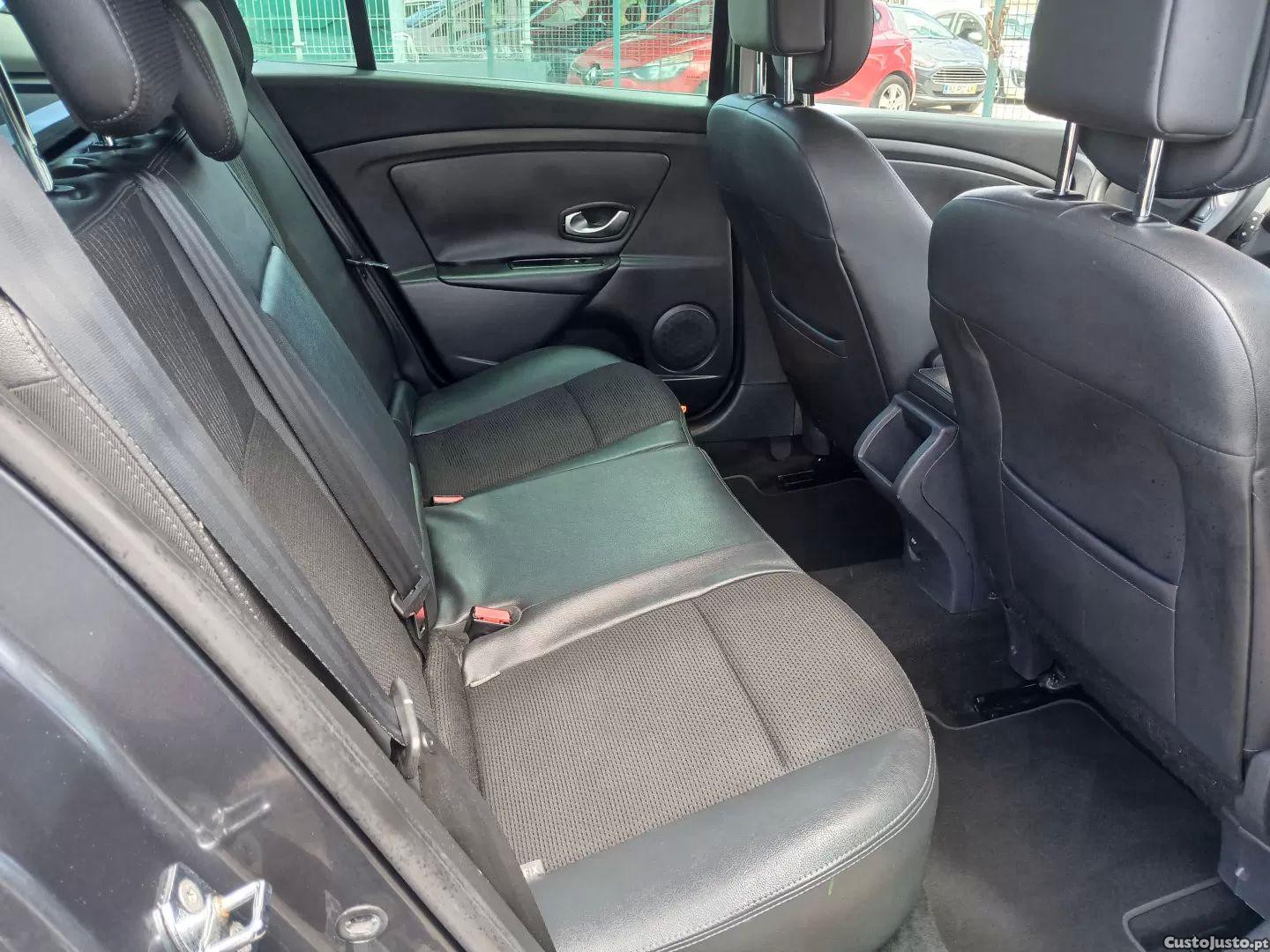 Renault Mégane 1.5 dci dynamique — fotografia 6