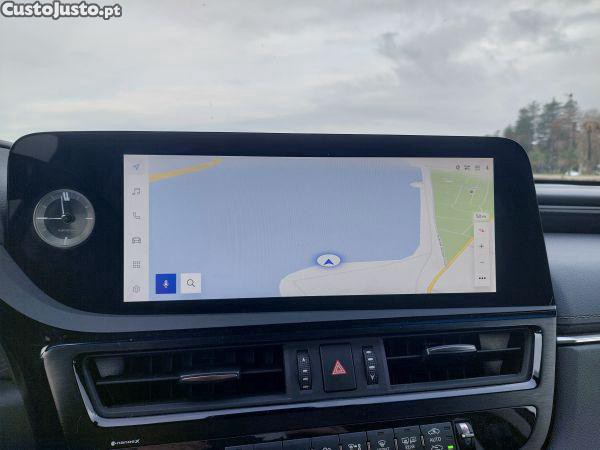 Lexus ES 300h Sport — fotografia 4