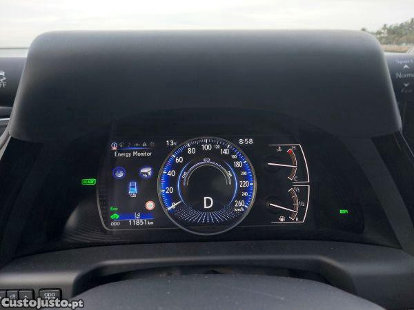 Lexus ES 300h Sport — fotografia 6