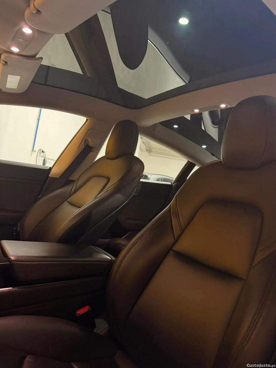 Tesla Model 3 Standard Range Plus RWD — fotografia 4