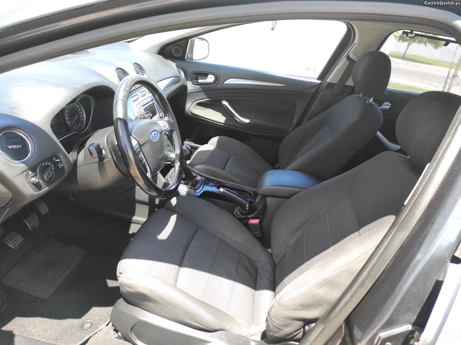 Ford Mondeo SW 1.8 TDCI Titanium — fotografia 10