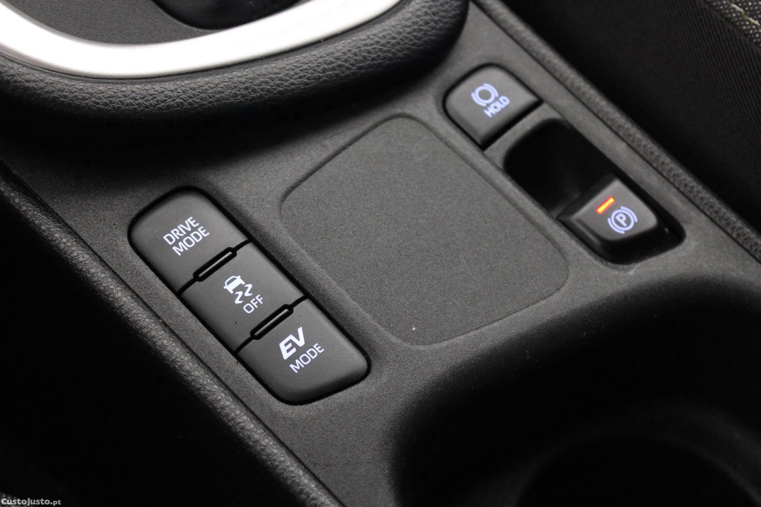 Toyota Yaris 1.5 HDF EXCLUSIVE (AUTO) — fotografia 14