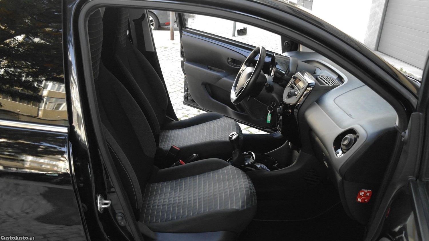 Peugeot 108 1.0 e-VTi Active — fotografia 6