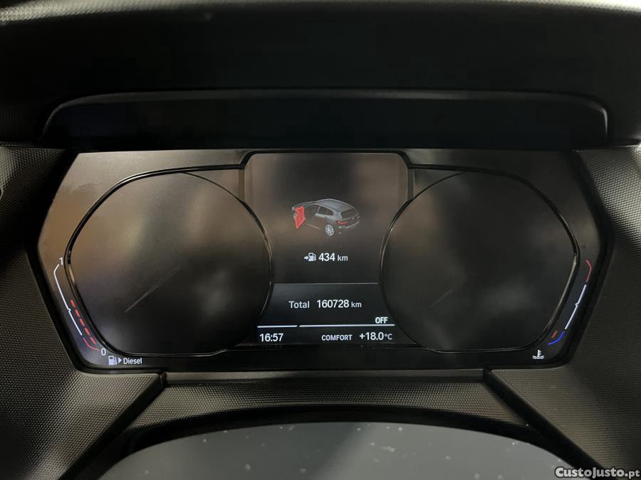 BMW 116 d Pack Desportivo M — fotografia 10
