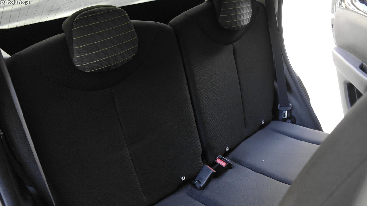Peugeot 108 1.0 e-VTi Active — fotografia 13