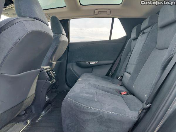 Lexus RX RZ 450e Luxury — fotografia 10