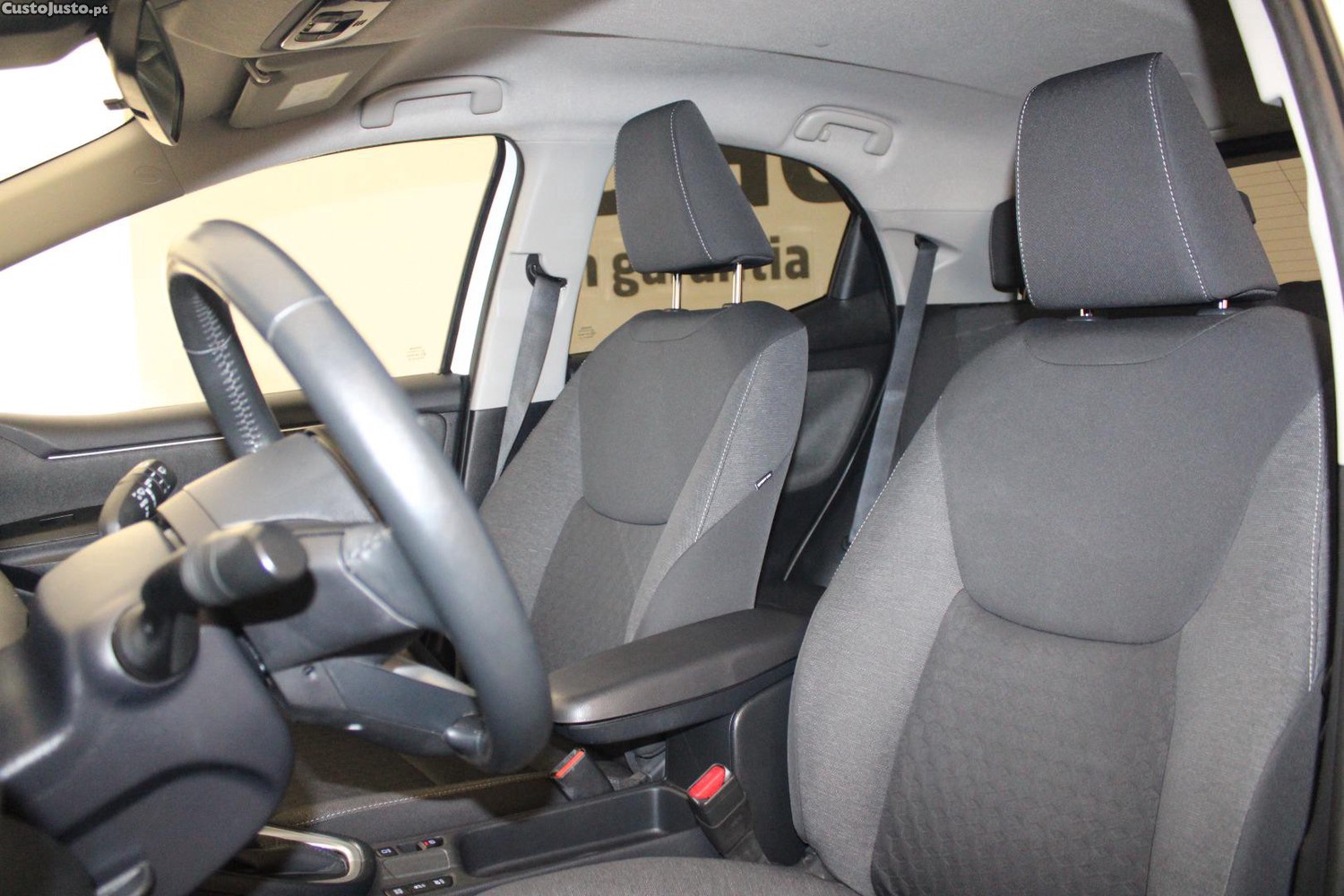 Toyota Yaris 1.5 HDF EXCLUSIVE (AUTO) — fotografia 11