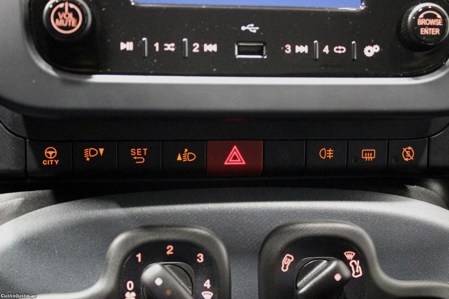 Fiat Panda 1.0 Hybrid — fotografia 7