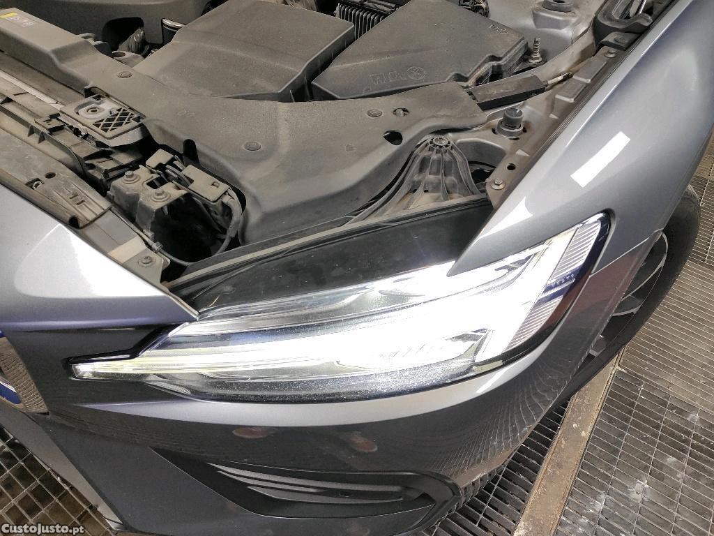 Volvo V60 2.0 D3 Momentum Plus 150cv — fotografia 21